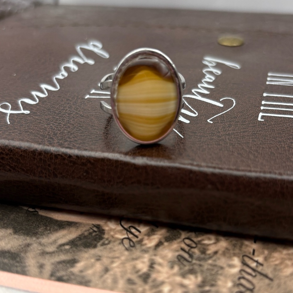 Vintage 1970s Yellow Striped Agate Ring • Stainless Steel Adjustable - Picture 5 of 15